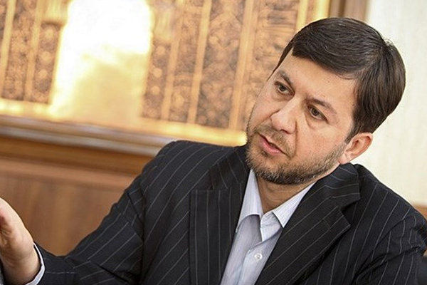 تلاش می‌کنیم سفرهای خارجی را کم کنیم