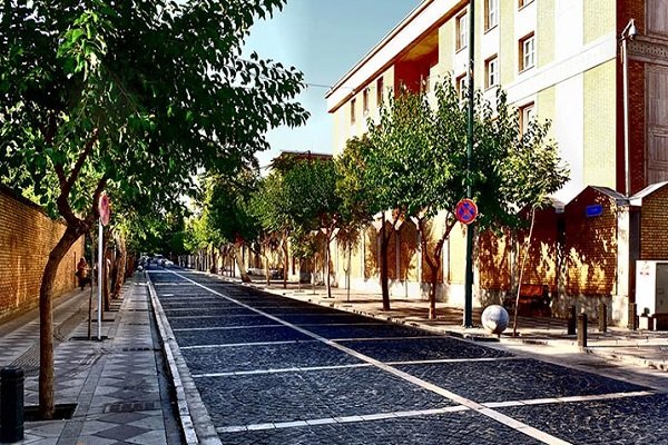 پیشنهاد «پنج شنبه‌های گردشگری بدون خودرو»