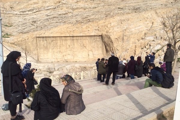 برگزاری تور گردشگری رایگان توسط عوامل برنامه تهرانگرد