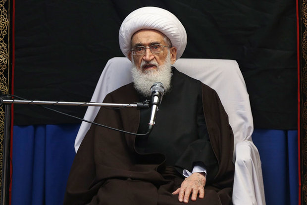 توسعه صنعت گردشگری مورد توجه مسئولان باشد/ تقویت روحیه خودباوری