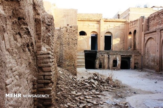 مرمت و بهسازی نمای بیرونی خانه تاریخی سهرابی دزفول آغاز شد
