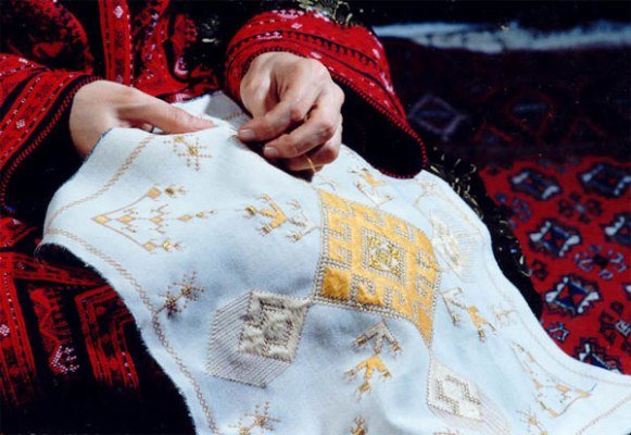 راه اندازی بانک اطلاعات هنرمندان هنرهای سنتی