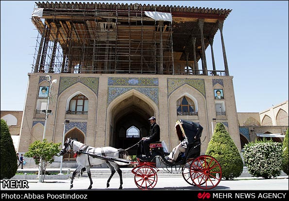 بناهای تاریخی و جاذبه‌های گردشگری استان اصفهان باز شدند